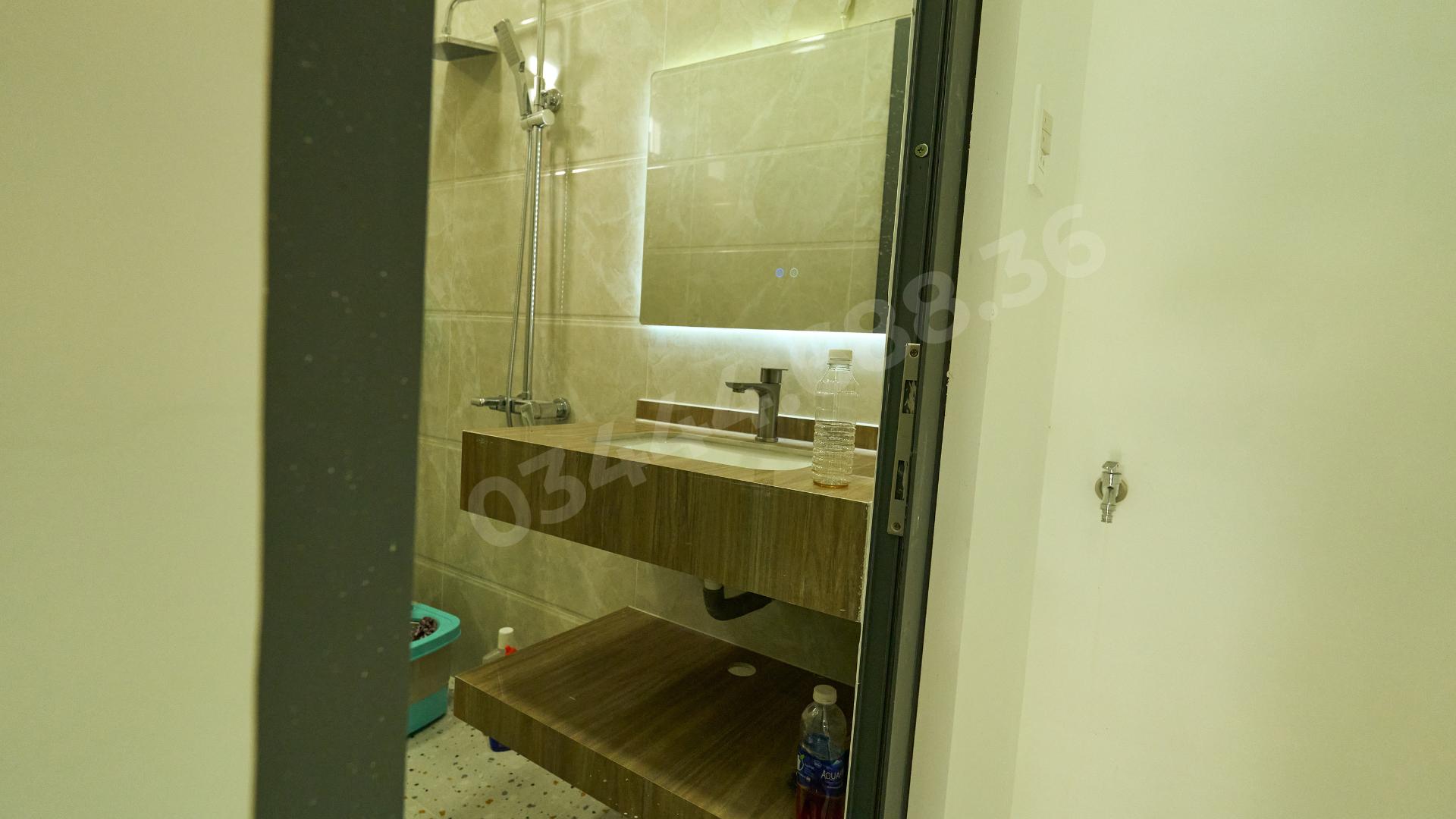 Nhà 4 Tầng Đường Bảy Tấn Bình Chánh73.1m² | 4PN 5WC | Xe Hơi Vào Nhà | SHR | 4.5 Tỷ
