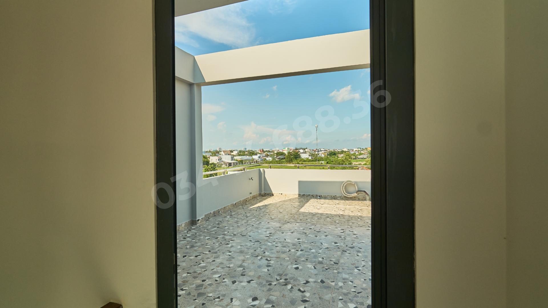 Nhà 4 Tầng Đường Bảy Tấn Bình Chánh73.1m² | 4PN 5WC | Xe Hơi Vào Nhà | SHR | 4.5 Tỷ