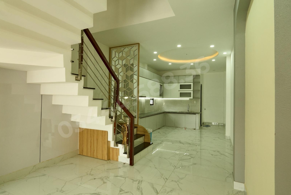 Nhà 4 Tầng Đường Bảy Tấn Bình Chánh73.1m² | 4PN 5WC | Xe Hơi Vào Nhà | SHR | 4.5 Tỷ