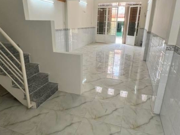 🏡 BÁN NHÀ MẶT TIỀN HẺM XE HƠI ĐƯỜNG SỐ 10 – BÌNH TÂN – 52M² NGANG 4M, HƯỚNG NAM, Sổ hồng riêng
