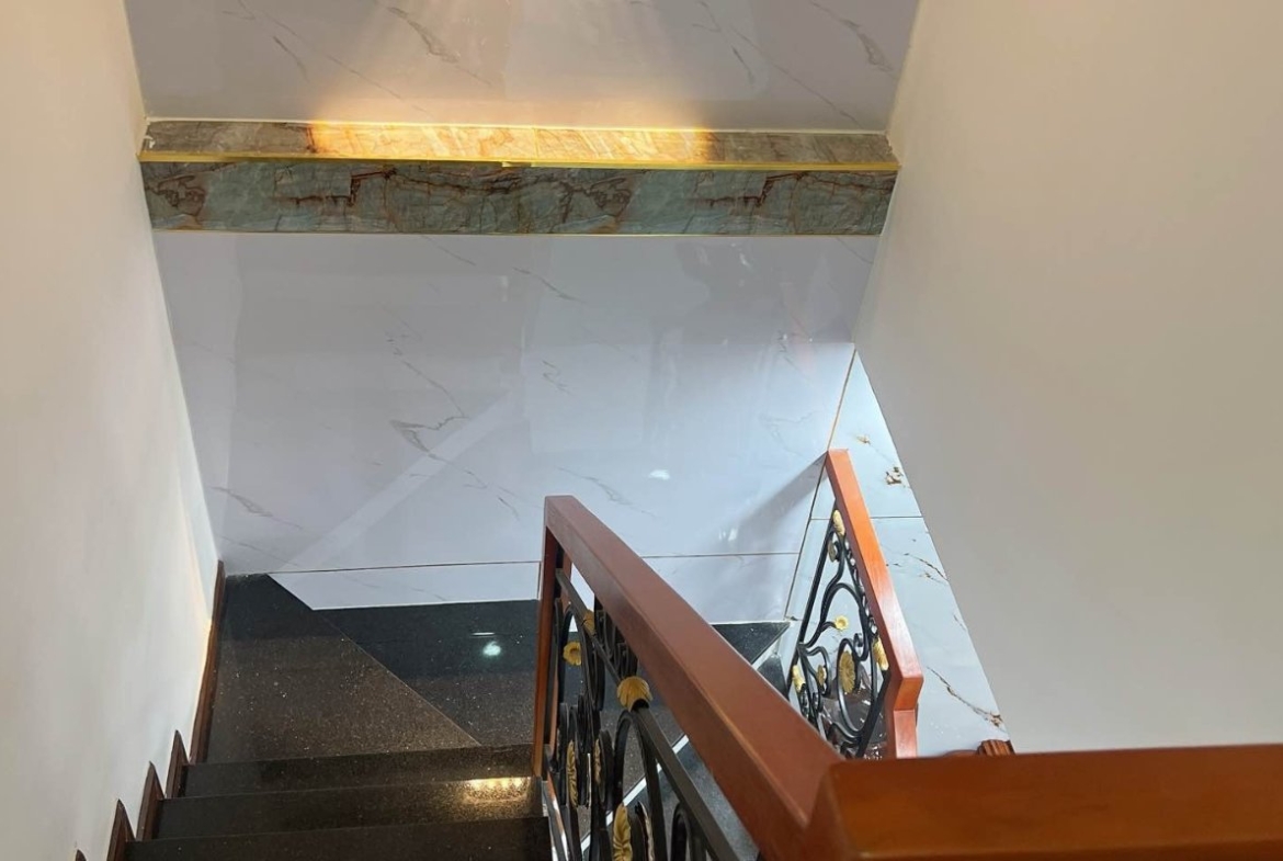 Nhà Mặt Tiền Cao Lỗ Quận 8 – 80m² 4 Tầng 9 Phòng, Sổ Hồng, 16,2 Tỷ