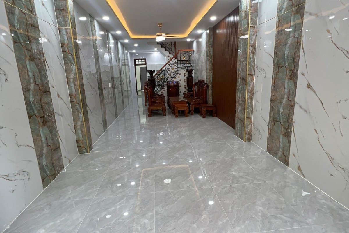 Nhà Mặt Tiền Cao Lỗ Quận 8 – 80m² 4 Tầng 9 Phòng, Sổ Hồng, 16,2 Tỷ