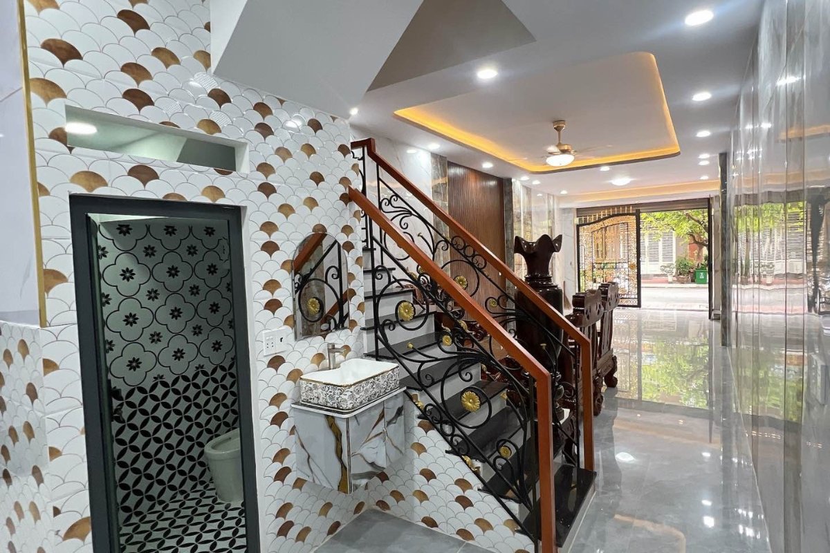 Bán Nhà Mặt Tiền Đường 232 Khu Cao Lỗ Quận 8 – 80m² – 1 Trệt 3 Lầu BTCT – Sổ Hồng Riêng