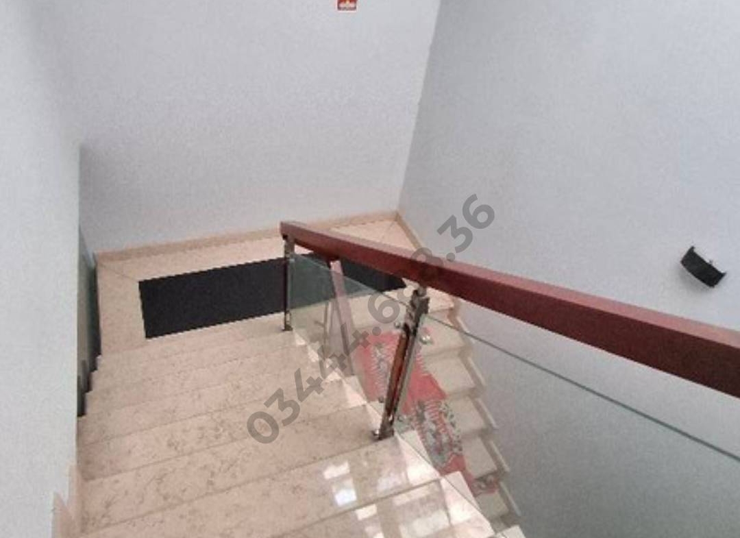 Nhà mặt tiền Đinh Đức Thiện ,Bình Chánh , 7X 37M , 5 PN ,5 WC , 8.4 Tỷ ( đường trong )