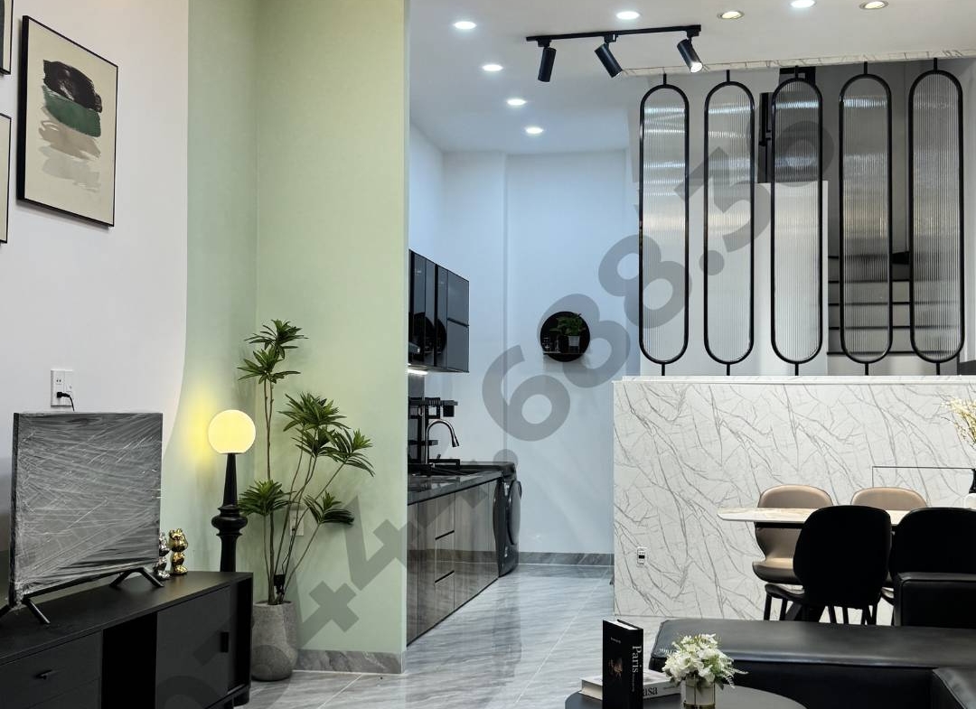 NHÀ 3 TẦNG ĐƯỜNG HẺM PHẠM HÙNG — QUẬN 8 SÀN 109M² | BTCT KIÊN CỐ | SHR | 7,2 TỶ