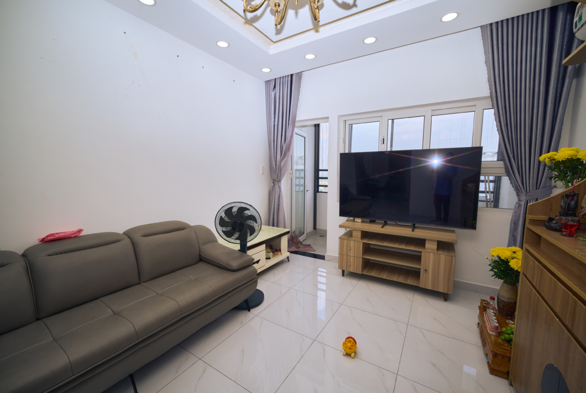 Nhà Ở Tầng 14 Chung Cư 584 CoNic Boulevard , Tân Nhựt ,Bình Chánh , 80M2 , 2 PN ,1 WC 2.85T