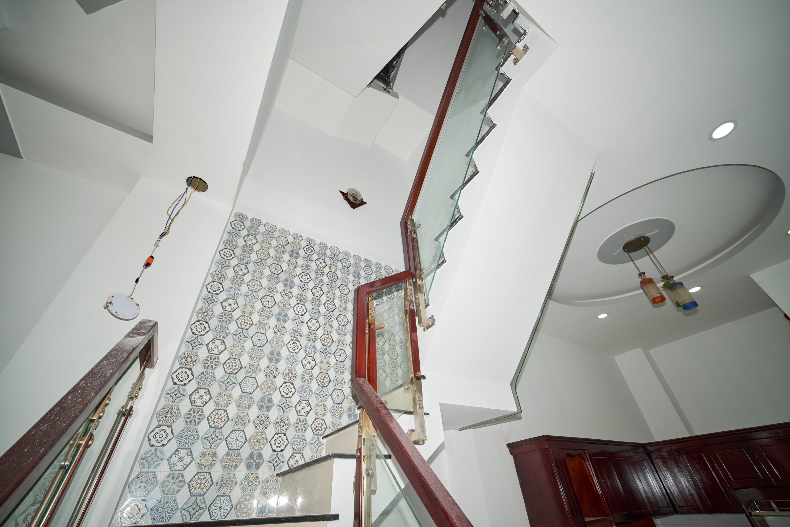 Nhà hẻm Phú Định Quận 8 , 127M2 Sàn , 3 Tầng , hoàn Công đủ , Sổ Riêng , 5.9T