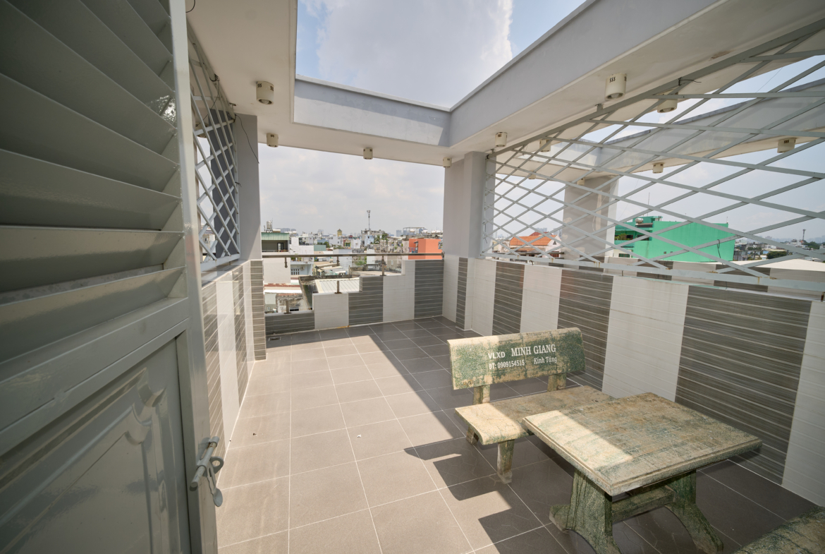 Nhà hẻm Phú Định Quận 8 , 127M2 Sàn , 3 Tầng , hoàn Công đủ , Sổ Riêng , 5.9T
