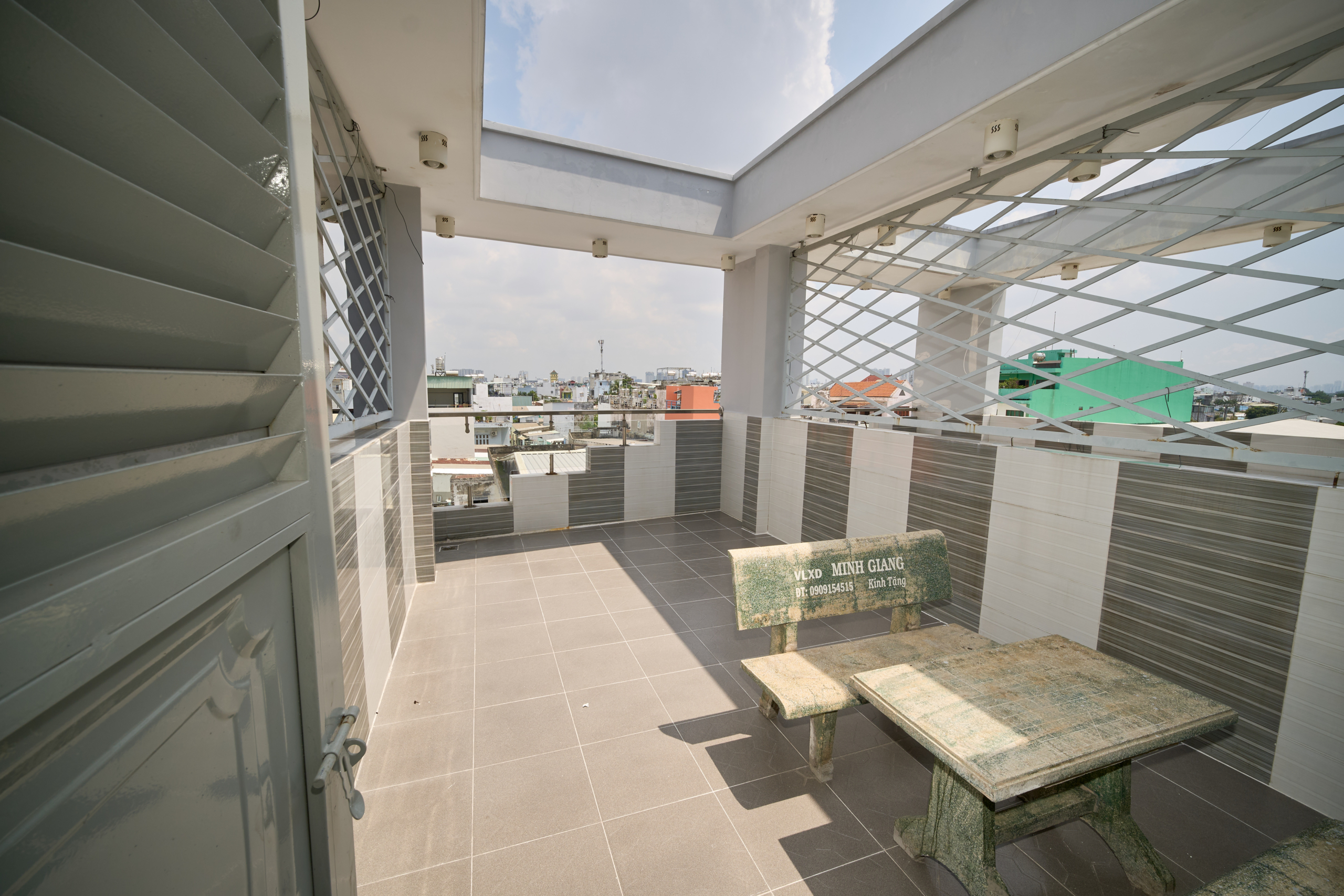 Nhà hẻm Phú Định Quận 8 , 127M2 Sàn , 3 Tầng , hoàn Công đủ , Sổ Riêng , 5.9T